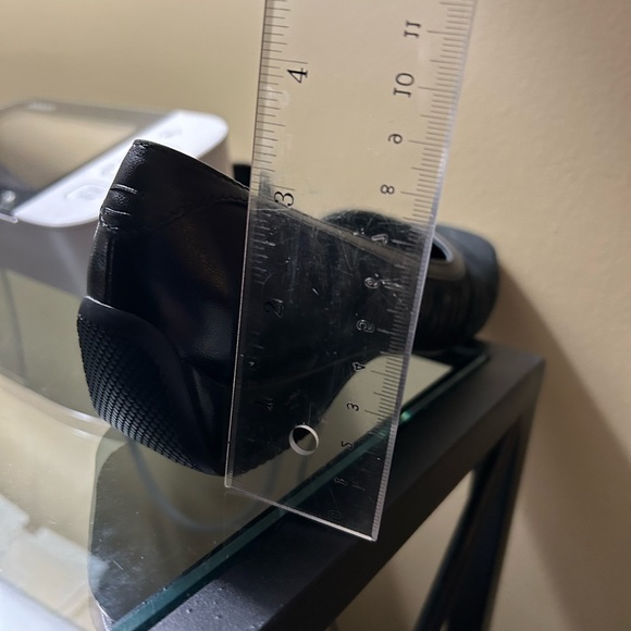 Roberto Capucci - Made in Italy, black leather flats with silver embossing. - Picture 10 of 10